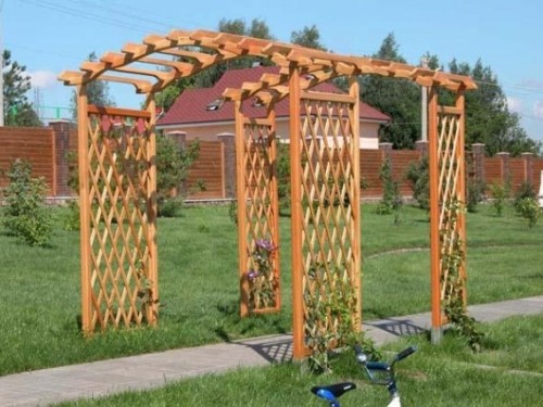 Як зробити дерев'яну арку для саду своїми руками