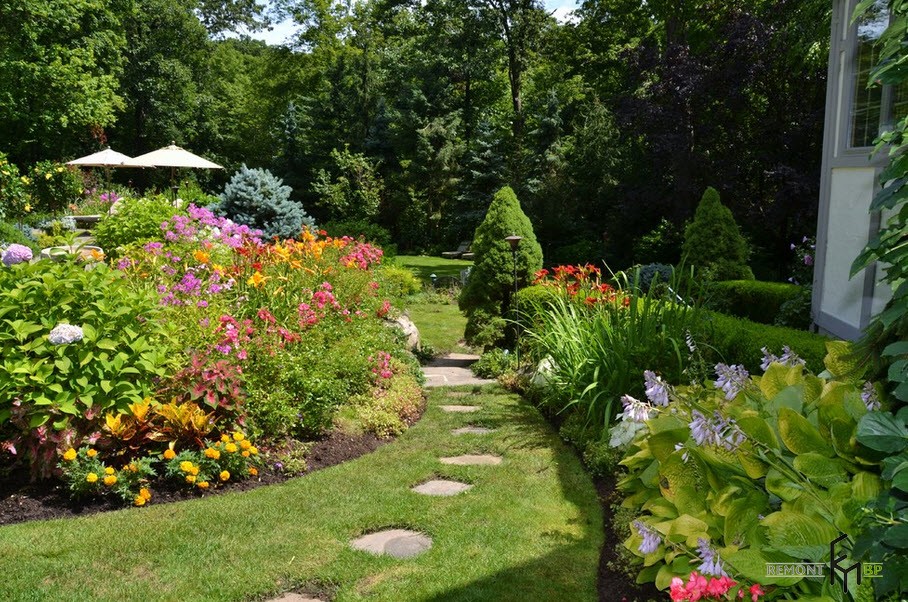 Цей сад чарує своєю легкістю, ненав'язливість і природною красою