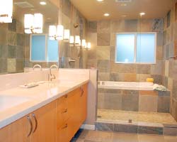 Точкові світильники для ванної кімнати бувають різних типів і дизайну